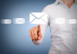 Read more about the article Streamlining Communication: The Importance of Email Management for Businesses